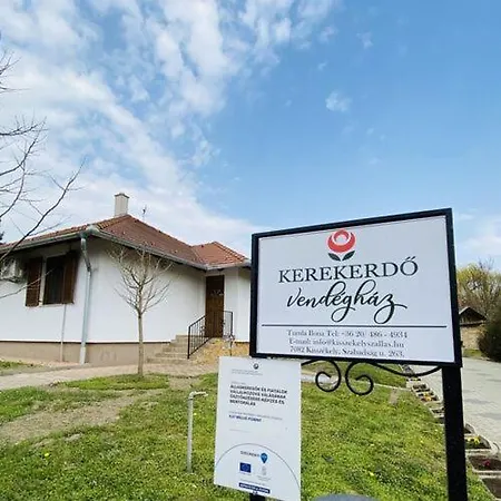 Kerekerdo Vendeghaz Guest house Kisszekely
